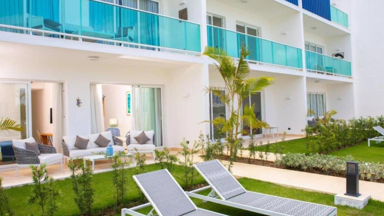 Cana Rock Condos Infinity Pool & Beach Suites Punta Cana Zewnętrze zdjęcie